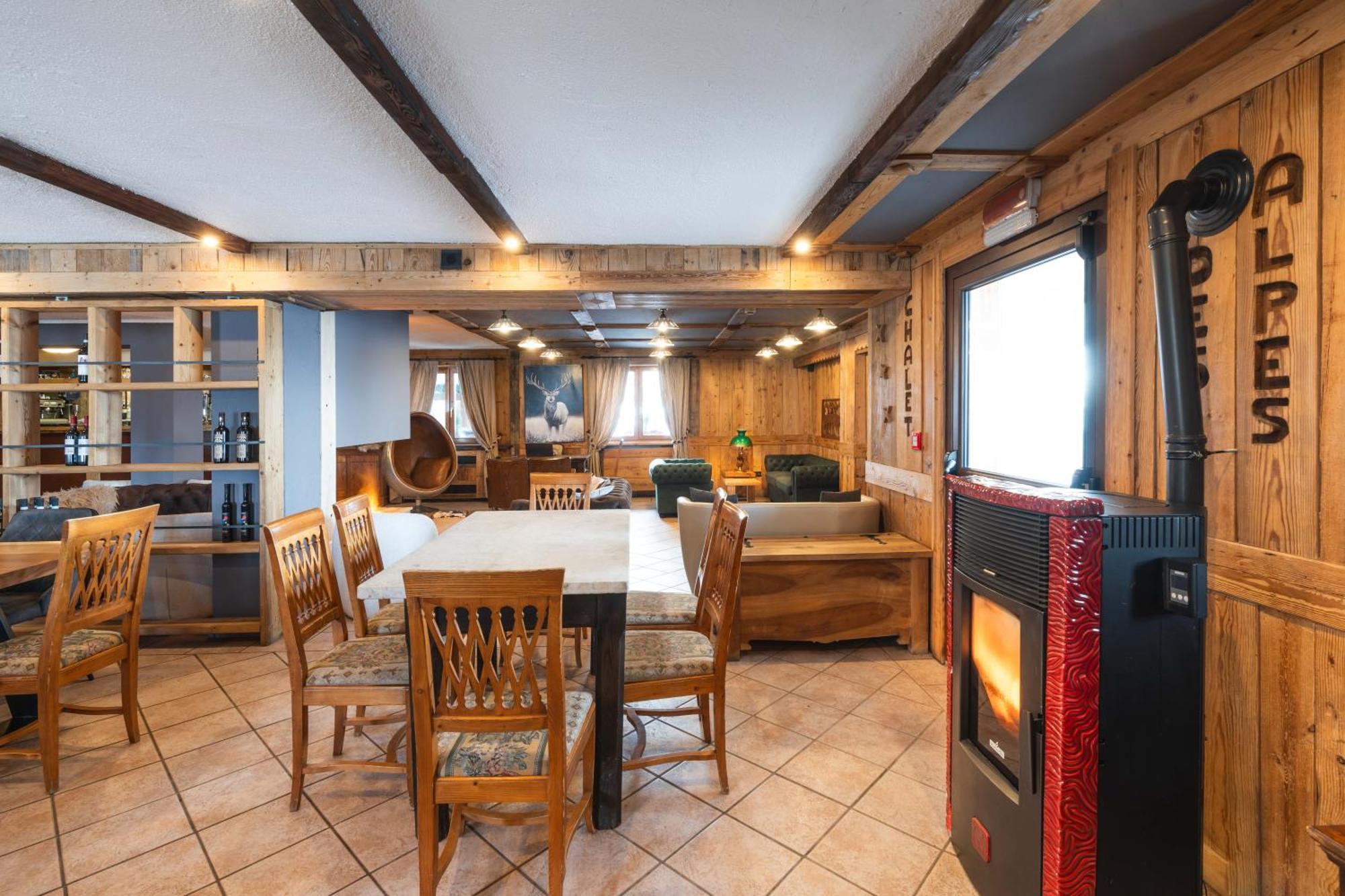 Chalet Des Alpes Gressan Exterior photo