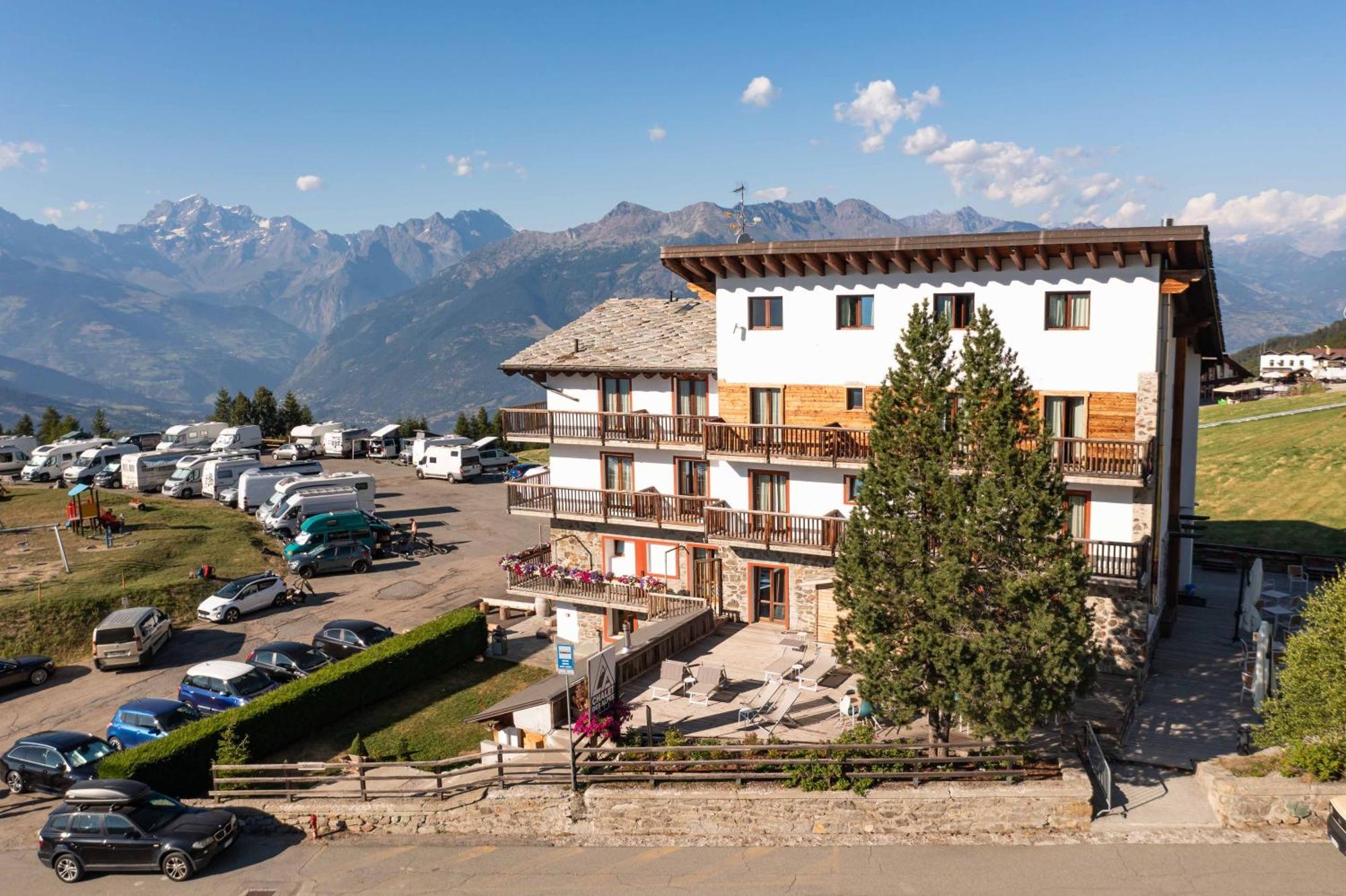 Chalet Des Alpes Gressan Exterior photo