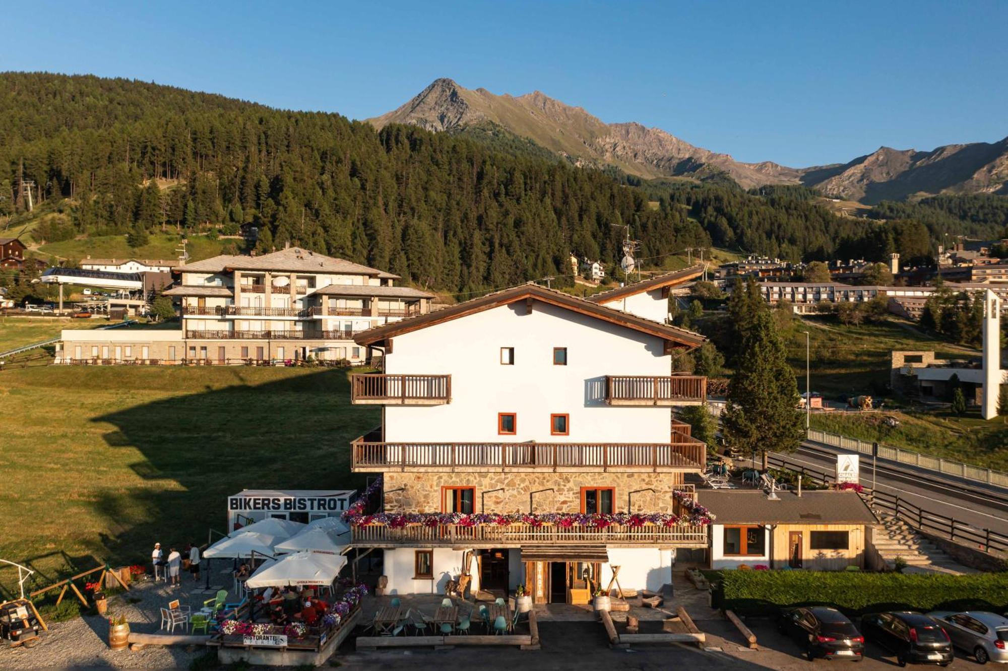 Chalet Des Alpes Gressan Exterior photo